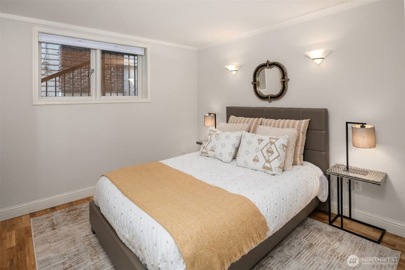 Property photo for 822 W Fulton Street, Seattle photo 30