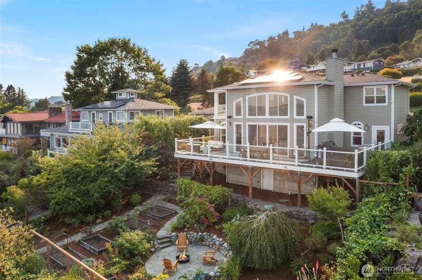 Property photo for 25764 Gold Beach Drive SW, Vashon