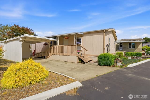 Property photo for 10601 63rd Street Court E #60, Puyallup photo 4