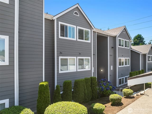 Property photo for 12602 109th Court NE #G103, Kirkland