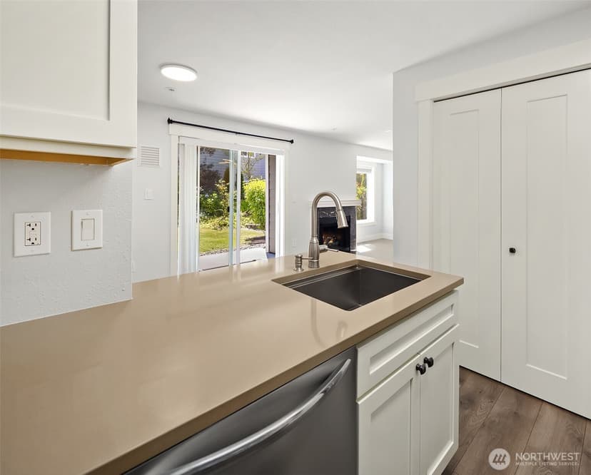 Property photo for 12602 109th Court NE #G103, Kirkland photo 10