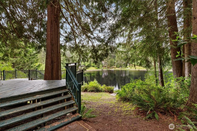 Property photo for 19125 233rd Avenue NE, Woodinville photo 35