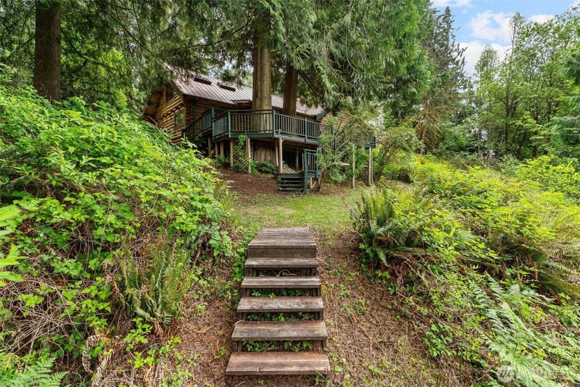 Property photo for 19125 233rd Avenue NE, Woodinville photo 32