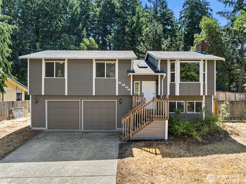Property photo for 5609 41st Avenue E, Tacoma photo 3