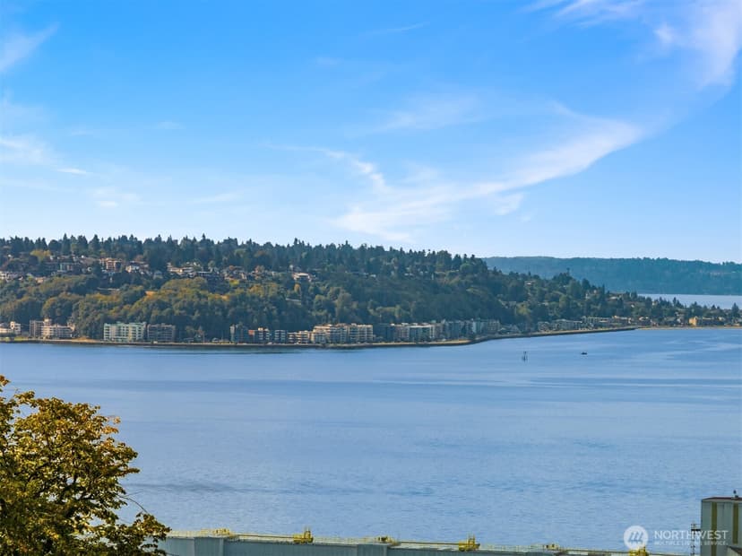 Property photo for 708 W Prospect Street, Seattle photo 5