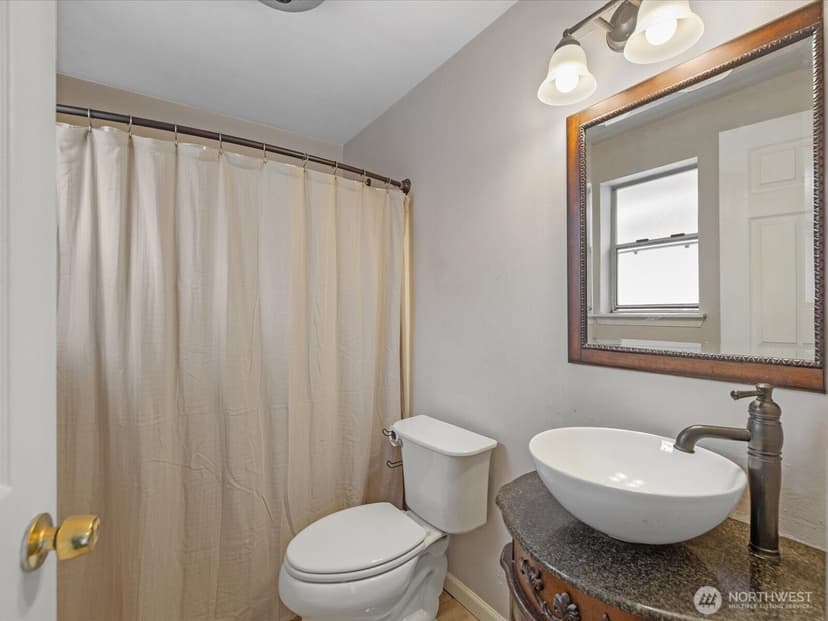 Property photo for 414 97th Avenue SE, Lake Stevens photo 19