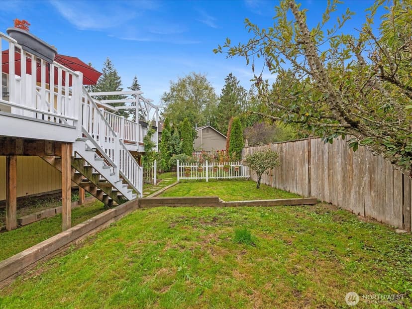 Property photo for 414 97th Avenue SE, Lake Stevens photo 31