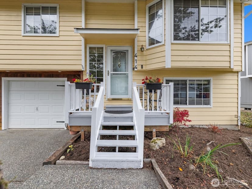 Property photo for 414 97th Avenue SE, Lake Stevens photo 4