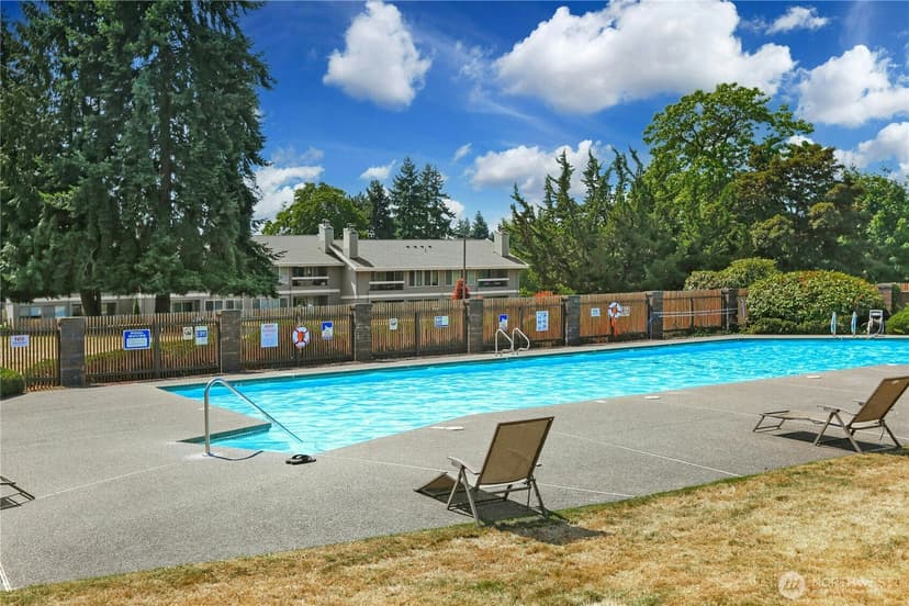 Property photo for 11208 NE 68th Street #110, Kirkland photo 19