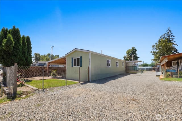 Property photo for 15920 81st Avenue E, Puyallup photo 4