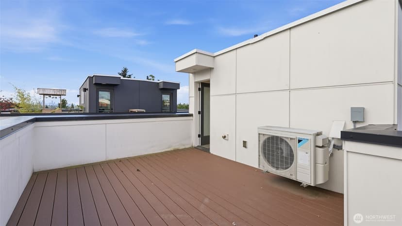 Property photo for 8815 Interlake Avenue N #C, Seattle photo 20