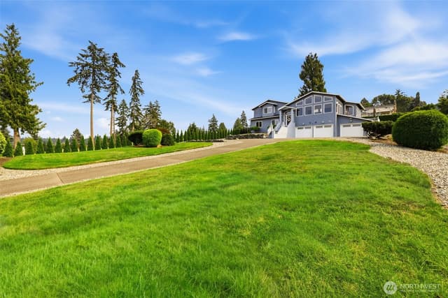 Property photo for 921 SW 296th Street, Federal Way photo 3