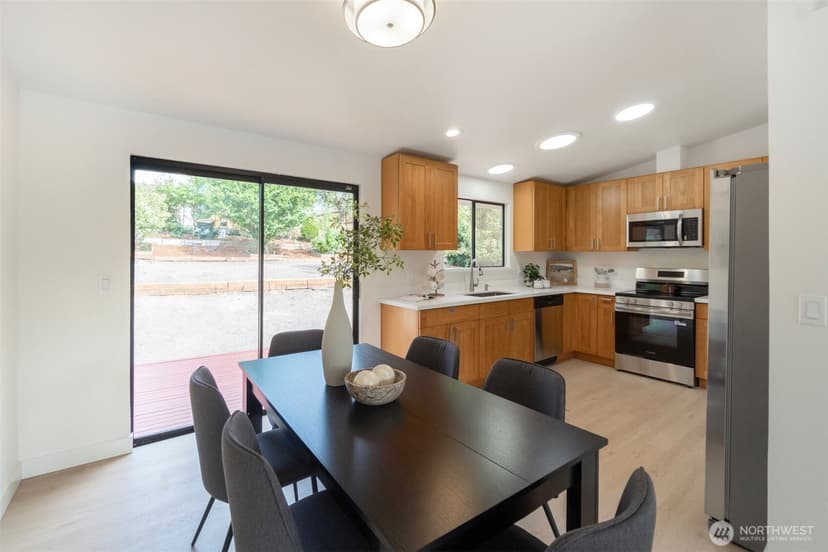 Property photo for 9420 7th Avenue SW, Seattle photo 6