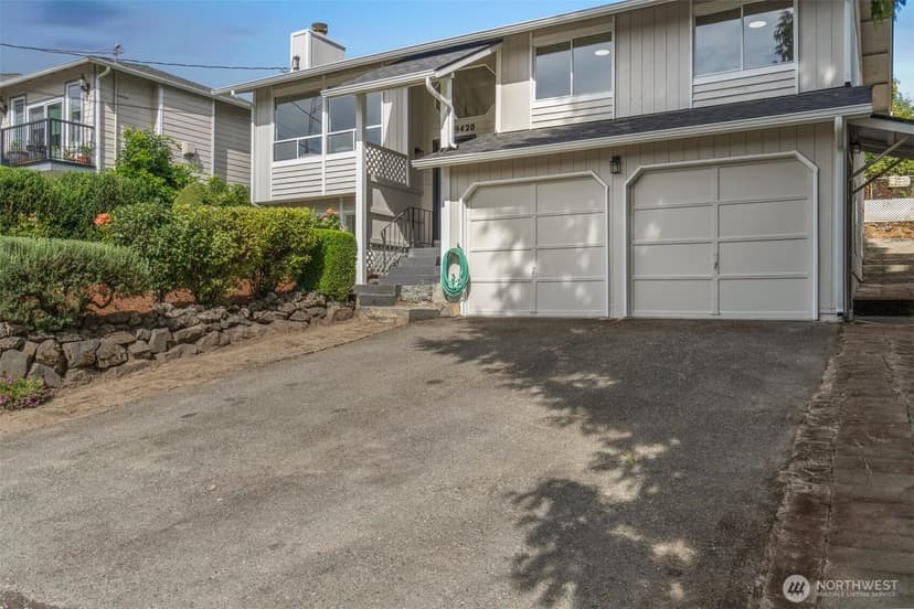 Property photo for 9420 7th Avenue SW, Seattle photo 28