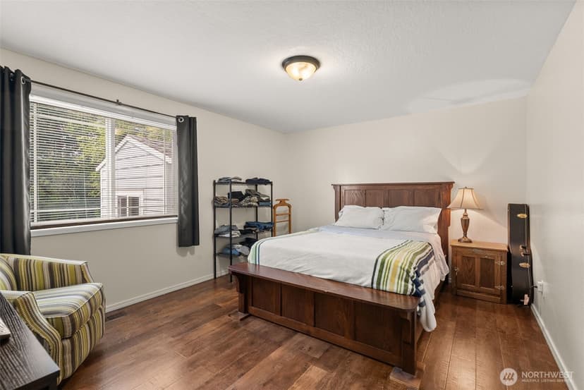 Property photo for 10544 Sidney Road SW, Port Orchard photo 14