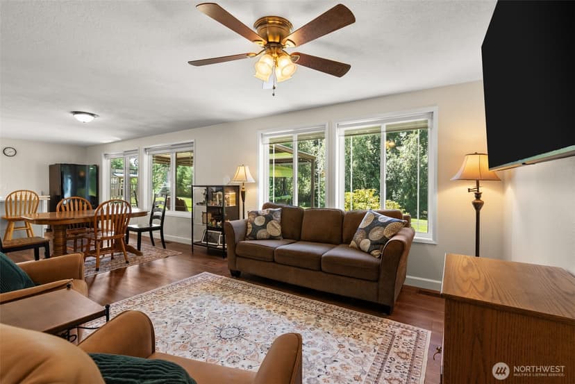 Property photo for 10544 Sidney Road SW, Port Orchard photo 8