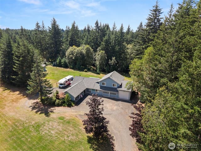 Property photo for 10544 Sidney Road SW, Port Orchard photo 5