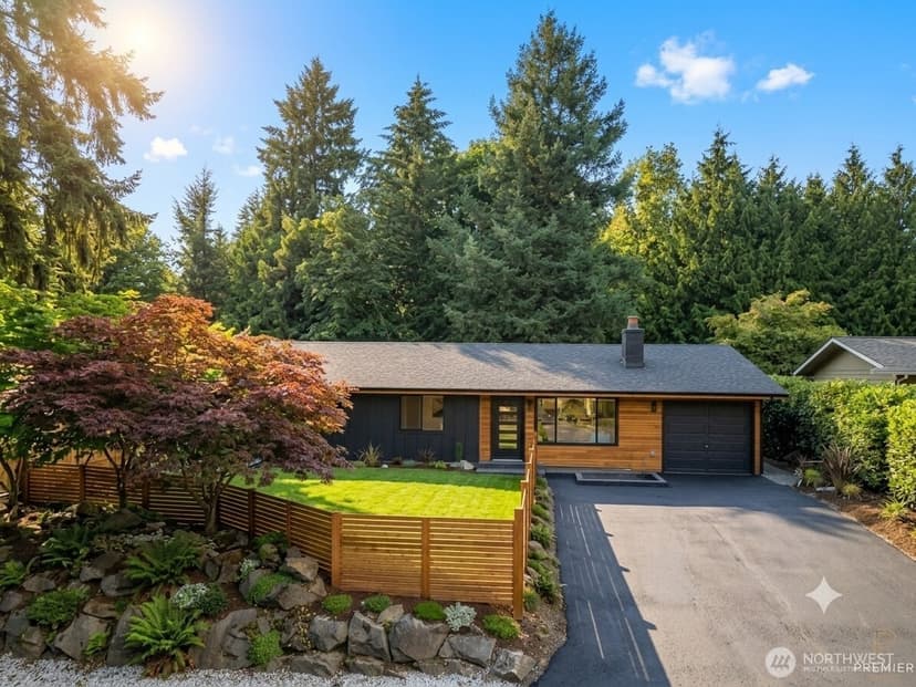 Property photo for 12631 94th Avenue NE, Kirkland photo 8