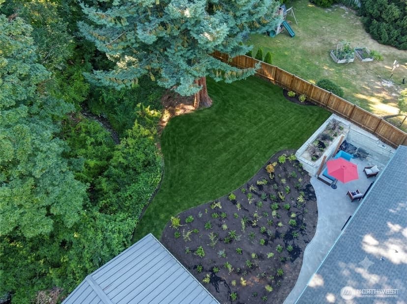 Property photo for 12631 94th Avenue NE, Kirkland photo 38