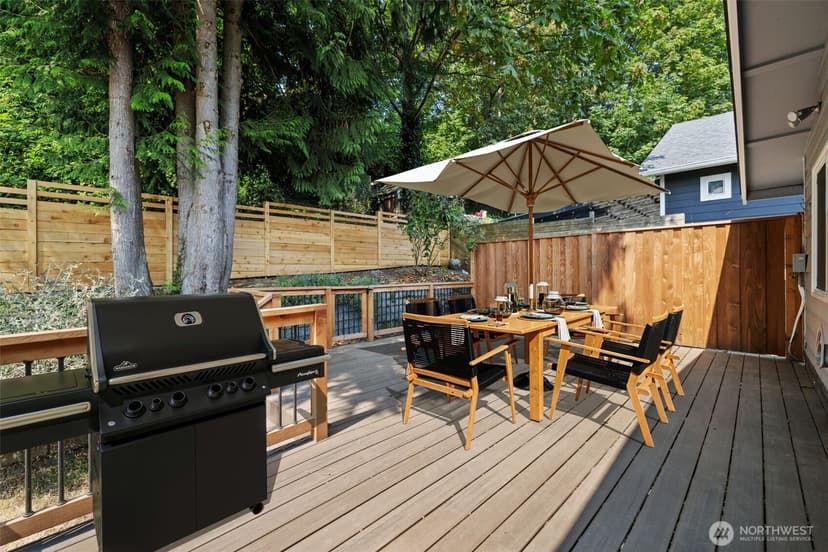 Property photo for 4540 51st Avenue SW, Seattle photo 3