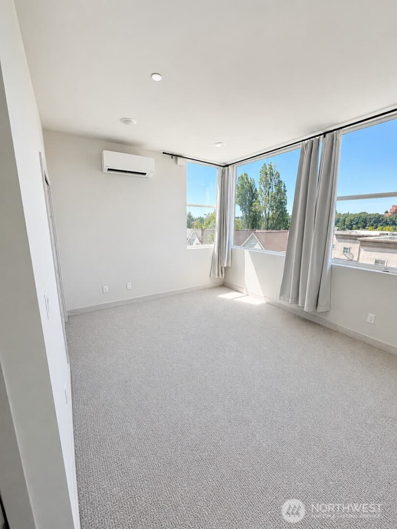 Property photo for 800 23RD Avenue S #C, Seattle photo 13