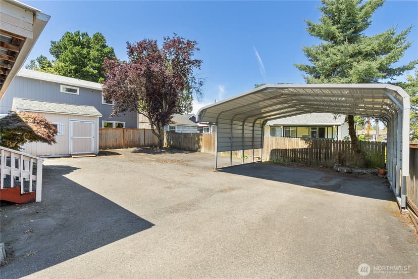 Property photo for 8528 S 121st Street, Seattle photo 34