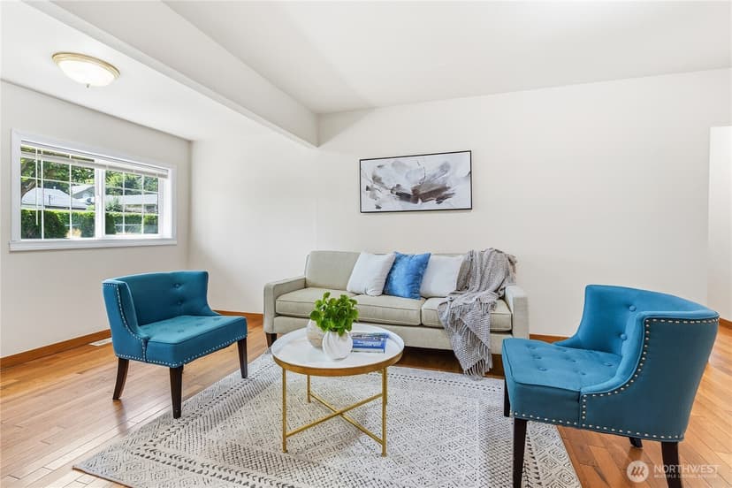 Property photo for 8528 S 121st Street, Seattle photo 7