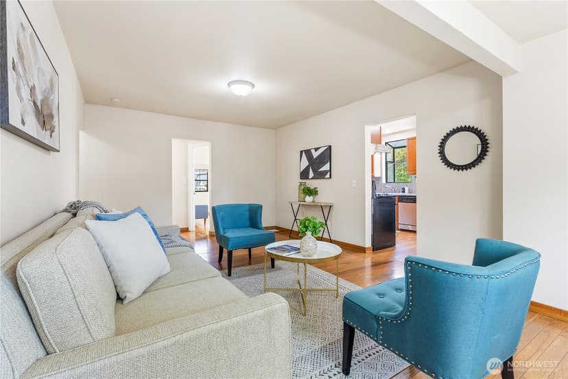 Property photo for 8528 S 121st Street, Seattle photo 28