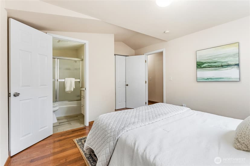 Property photo for 8528 S 121st Street, Seattle photo 20