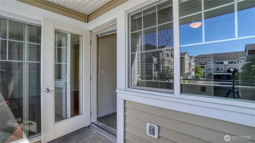 Property photo for 13405 97th Avenue E #207, Puyallup photo 19