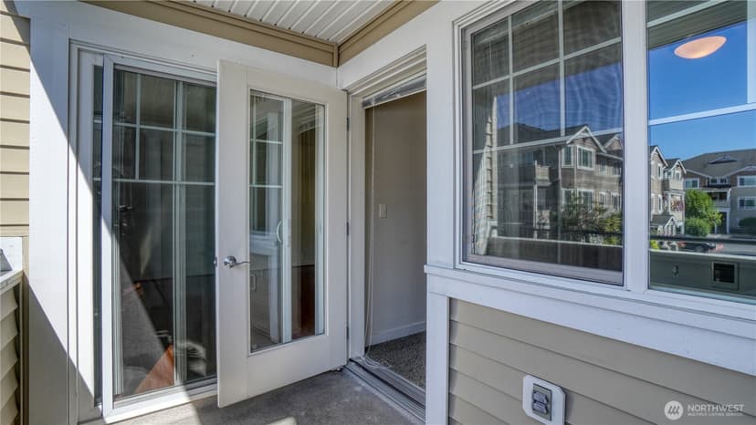 Property photo for 13405 97th Avenue E #207, Puyallup photo 27