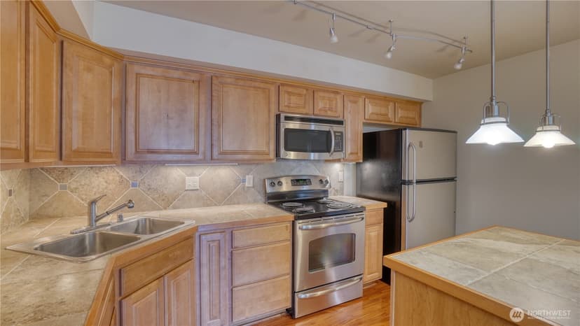 Property photo for 13405 97th Avenue E #207, Puyallup photo 16