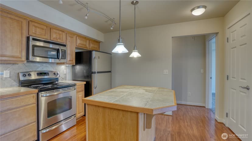 Property photo for 13405 97th Avenue E #207, Puyallup photo 17