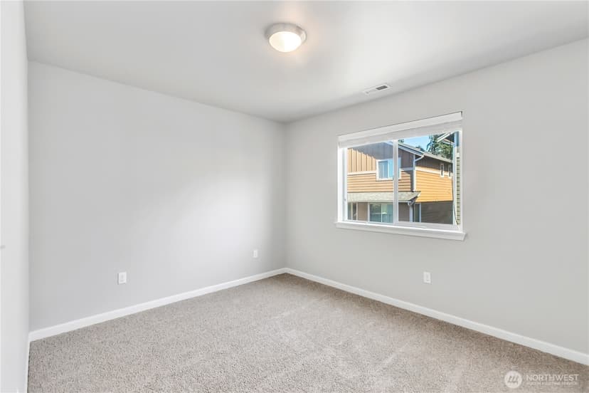 Property photo for 3824 Discovery Avenue SW, Bremerton photo 21