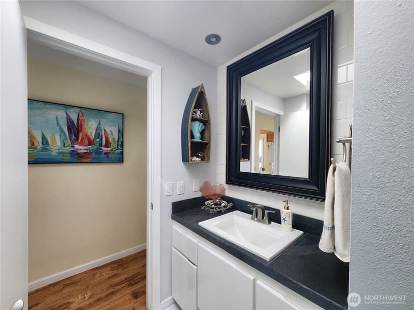 Property photo for 2426 Eastpoint Drive, Langley photo 17