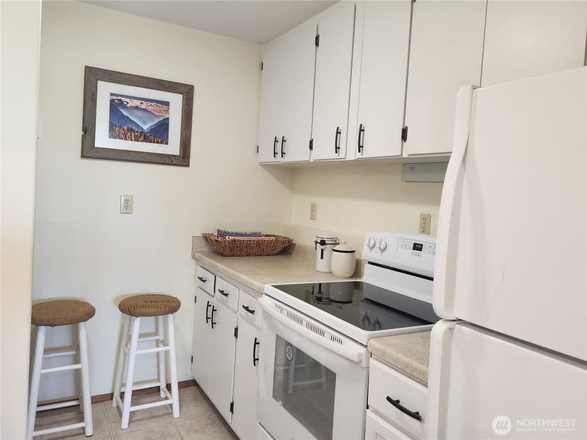 Property photo for 2426 Eastpoint Drive, Langley photo 27