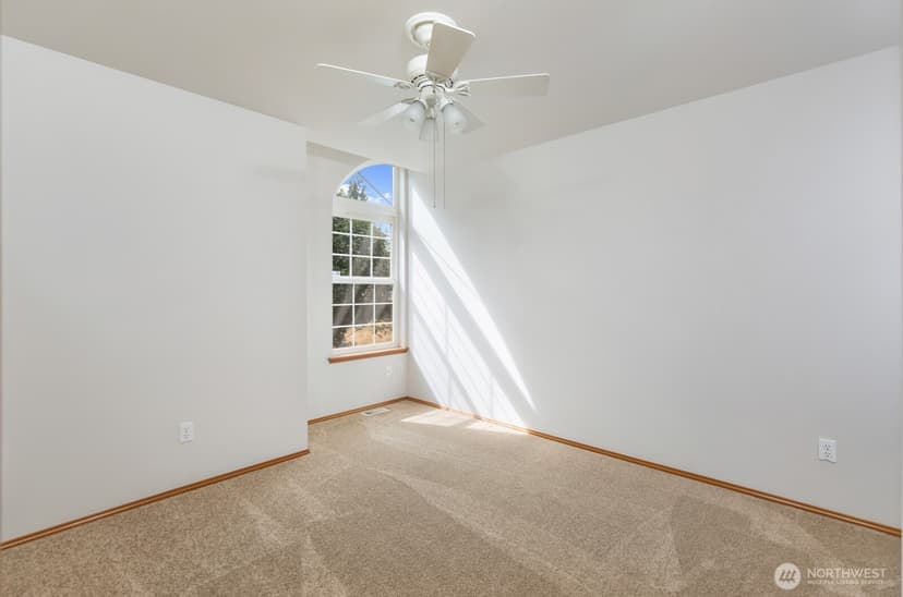 Property photo for 2343 Steamboat Loop E, Port Orchard photo 16