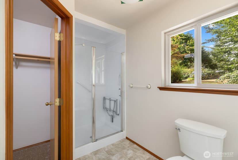 Property photo for 2343 Steamboat Loop E, Port Orchard photo 19