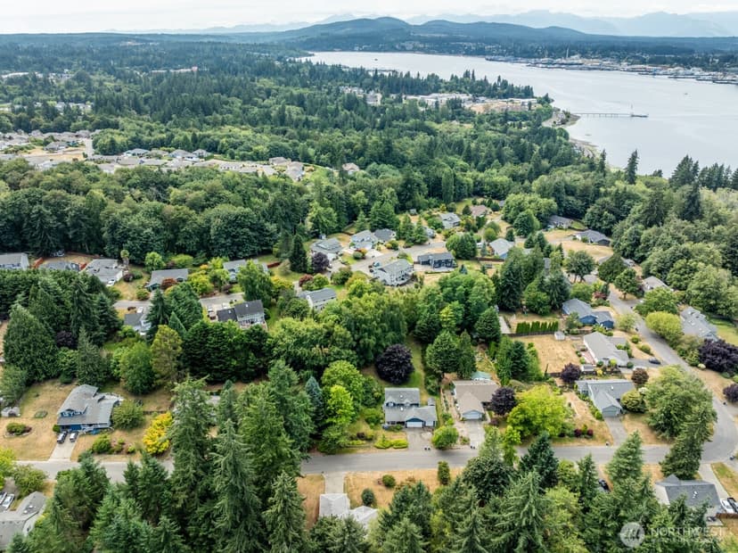 Property photo for 2343 Steamboat Loop E, Port Orchard photo 5