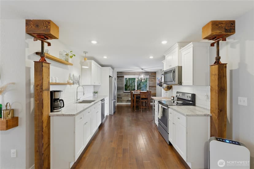 Property photo for 22818 SE 288th Street, Maple Valley photo 11