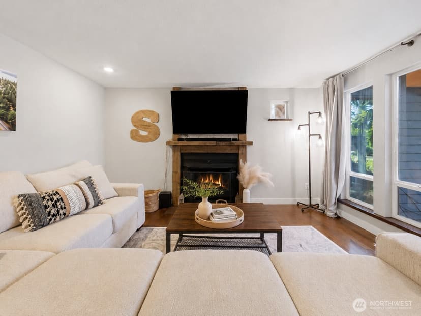 Property photo for 22818 SE 288th Street, Maple Valley photo 8