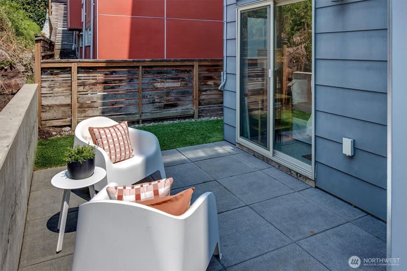 Property photo for 1753 18th Avenue S, Seattle photo 32