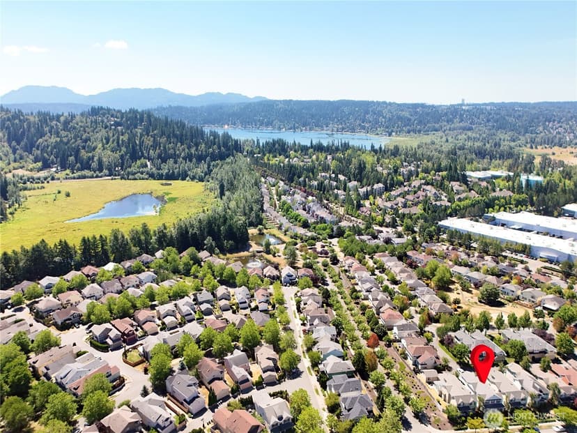 Property photo for 19003 NE 68th Street, Redmond photo 39