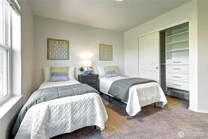 Property photo for 19003 NE 68th Street, Redmond photo 32