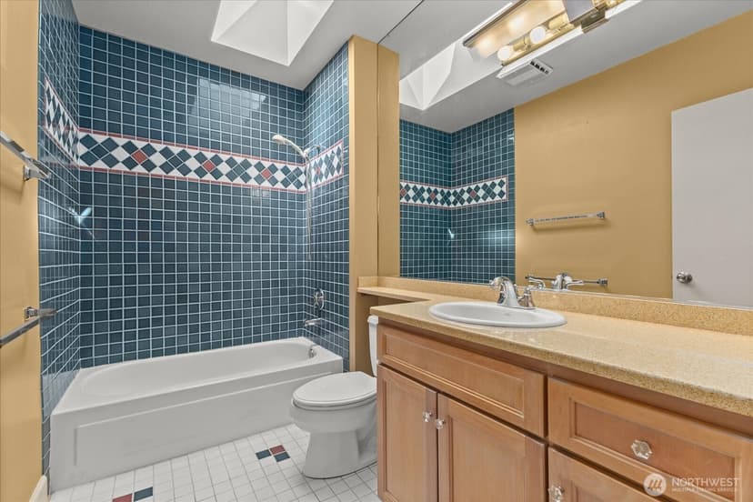 Property photo for 14228 236th Avenue NE, Woodinville photo 19