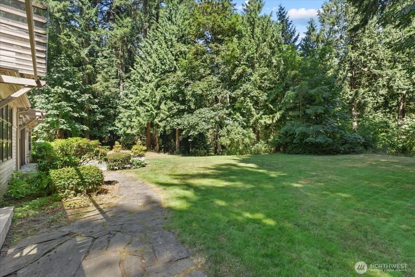 Property photo for 14228 236th Avenue NE, Woodinville photo 24