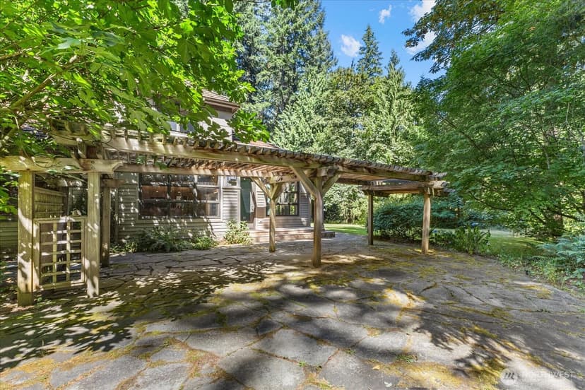 Property photo for 14228 236th Avenue NE, Woodinville photo 37