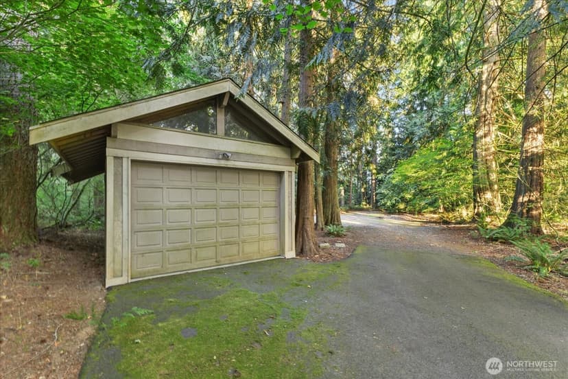 Property photo for 14228 236th Avenue NE, Woodinville photo 34