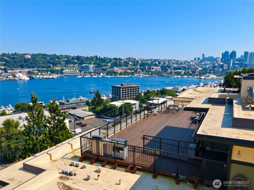 Property photo for 655 W Crockett Street #A202, Seattle photo 39