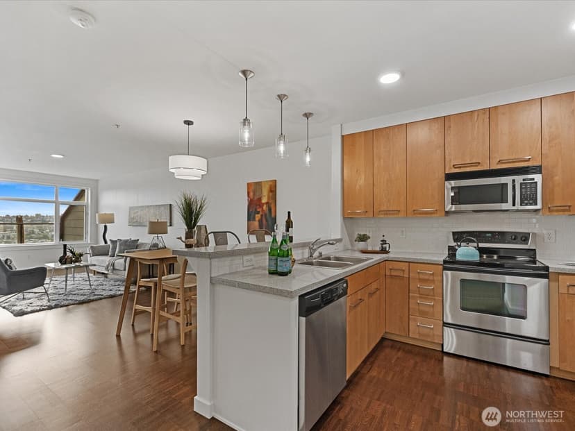 Property photo for 655 W Crockett Street #A202, Seattle photo 12